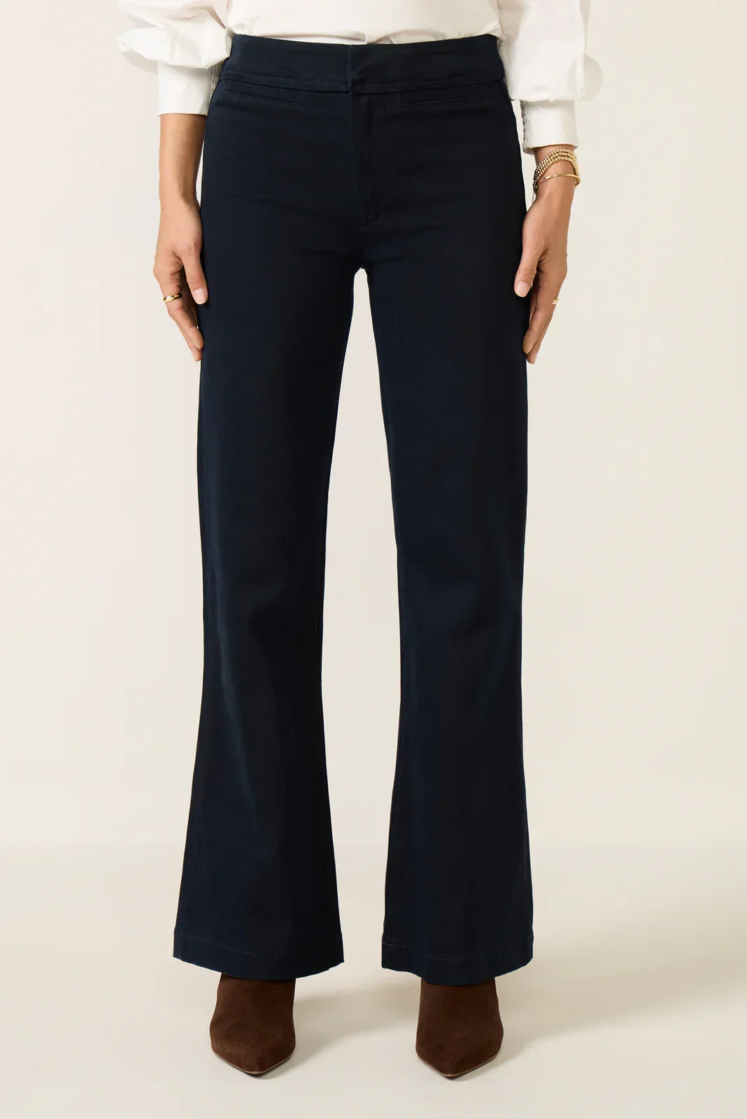 Leenah Welt Pocket Wide Leg Trouser
