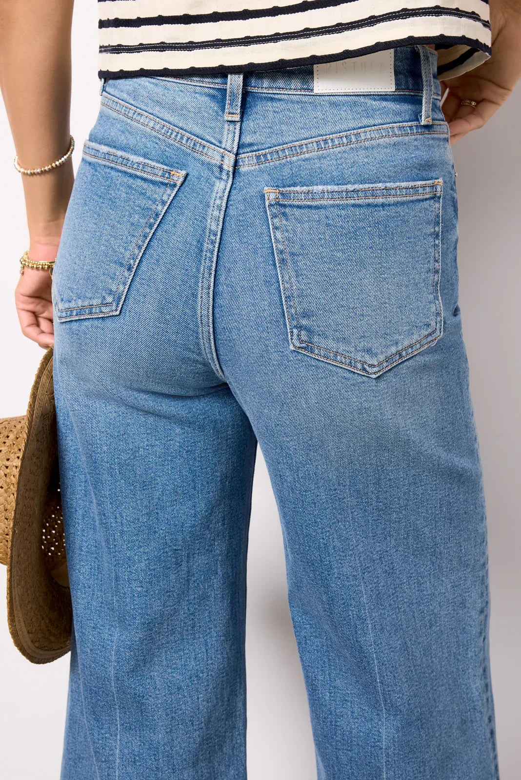 Lana Crop