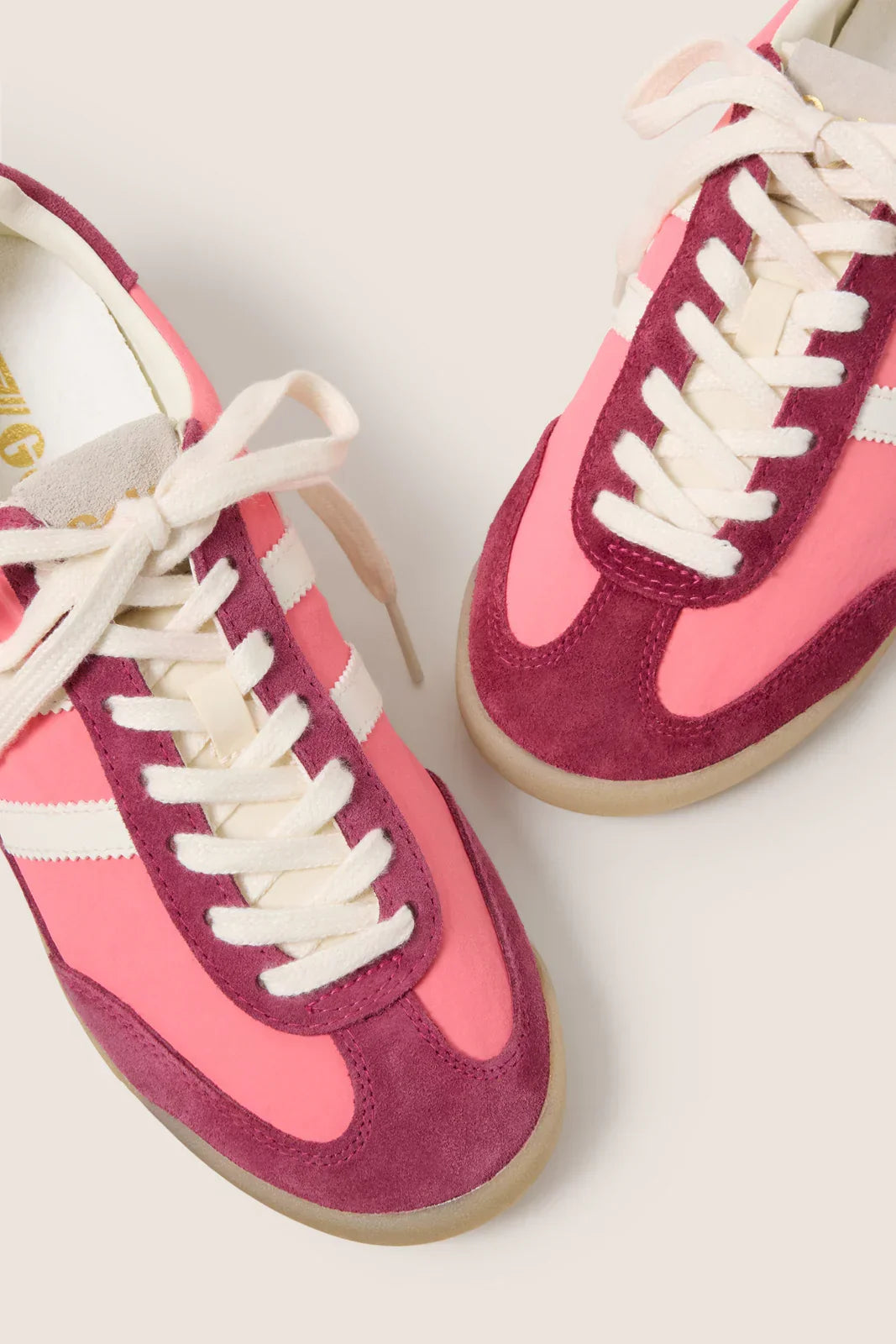 Firefly Sneaker